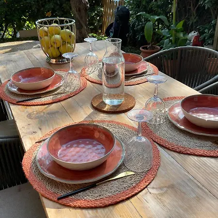 فيلة Les Jasmins *